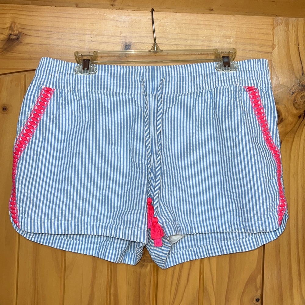 Vineyard vines drawstring shorts